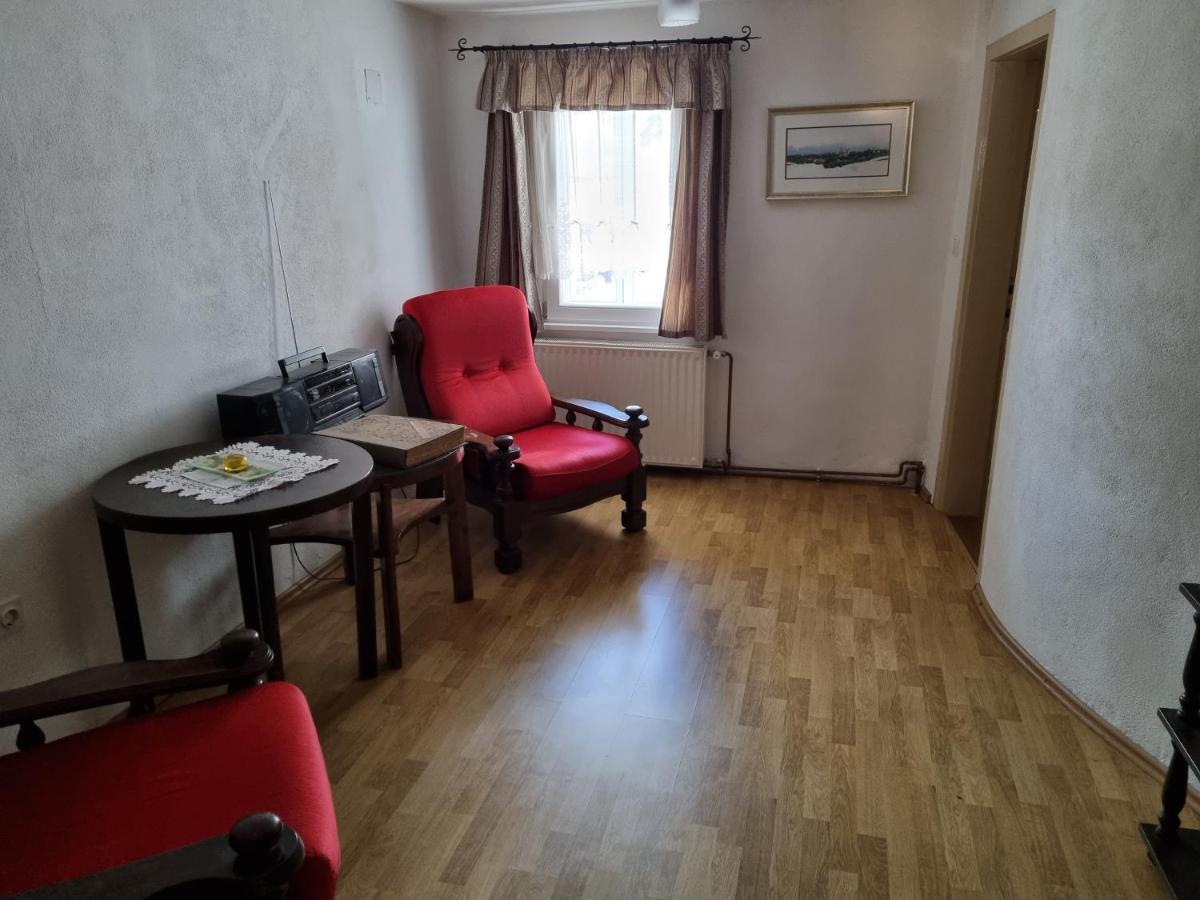 Blacksmith Apartman Kropa Kültér fotó