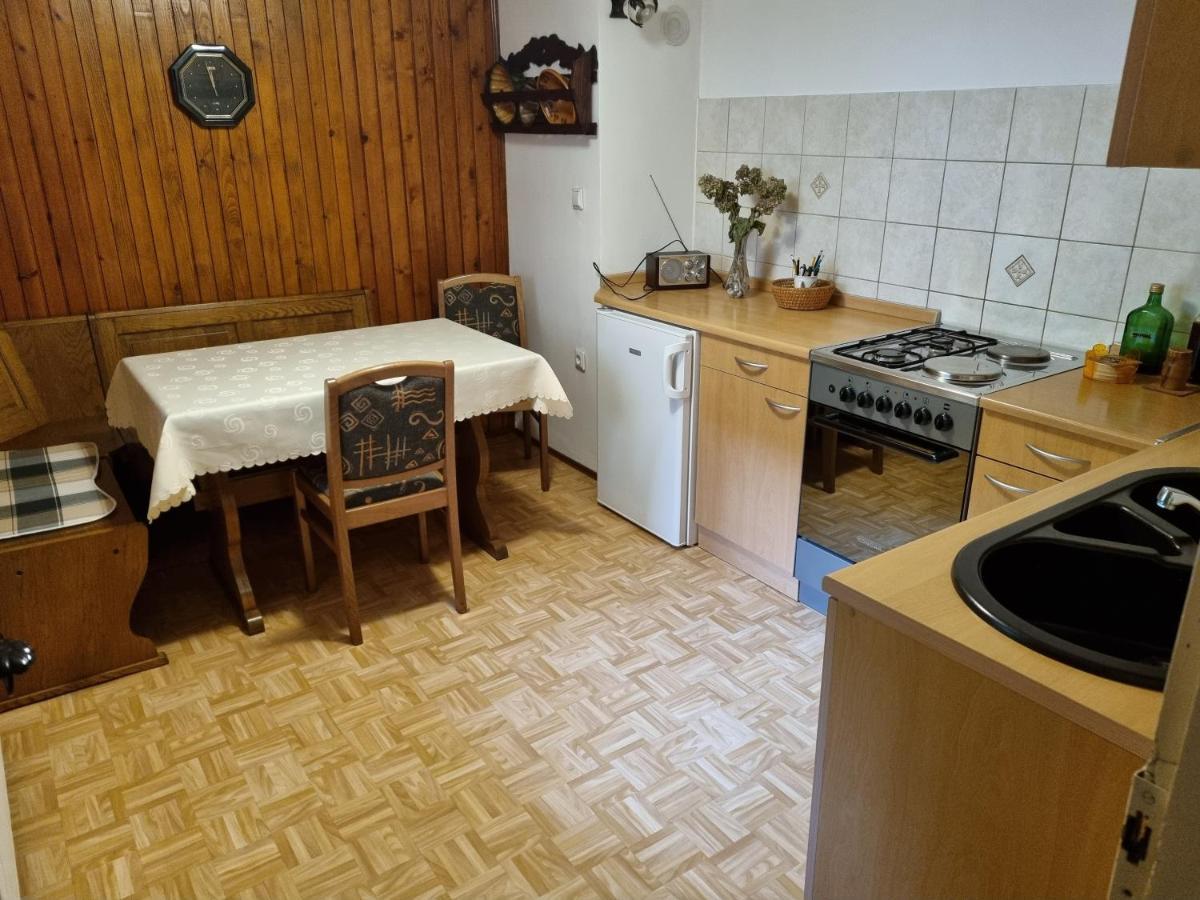 Blacksmith Apartman Kropa Kültér fotó